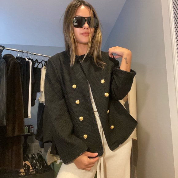 Elizabeth McKay Black Blazer with Gold Buttons - Picture 4 of 7